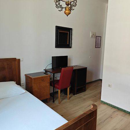 Hotel Park Птуй Экстерьер фото
