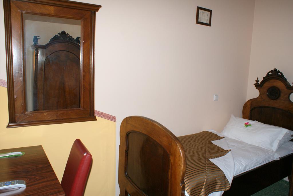 Hotel Park Птуй Экстерьер фото